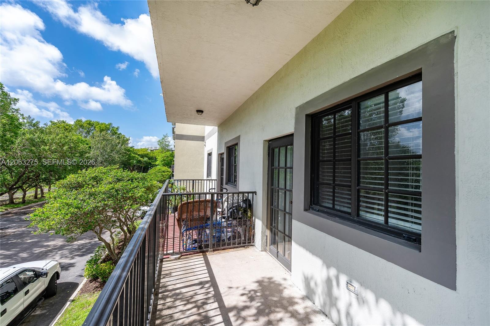 2851 Riverside Drive 207-n Property Photo 29