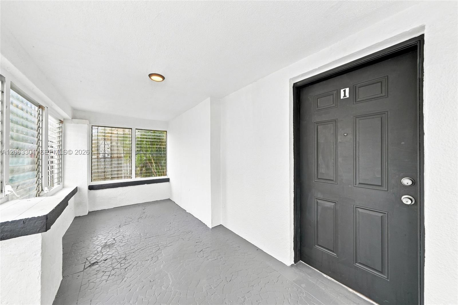128 Nw 9th Avenue 1 Property Photo 5