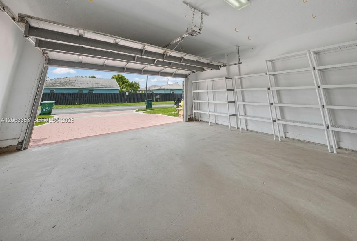 16437 Sw 76th Terrace Property Photo 40