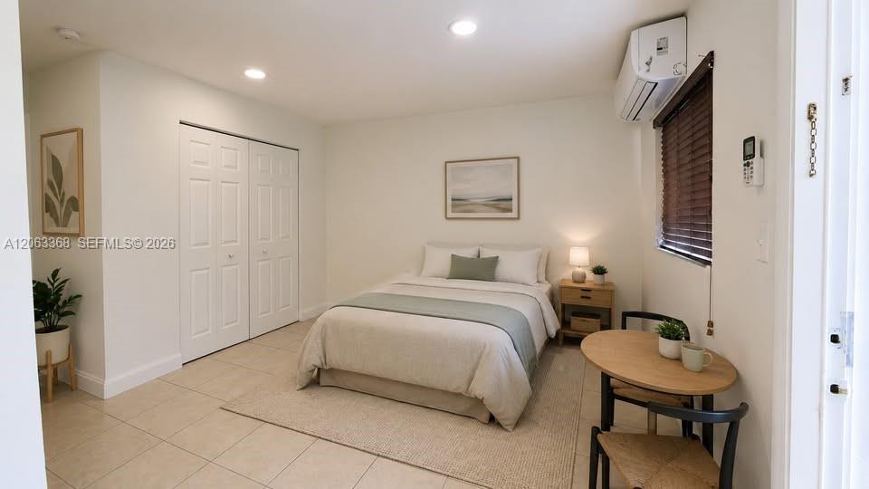 A12063368 Property Photo 3