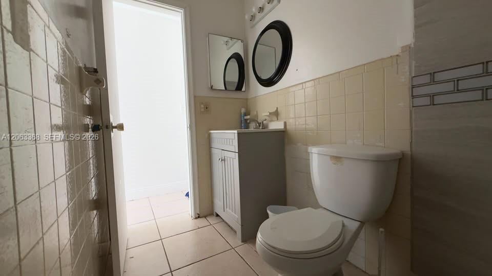 A12063368 Property Photo 6