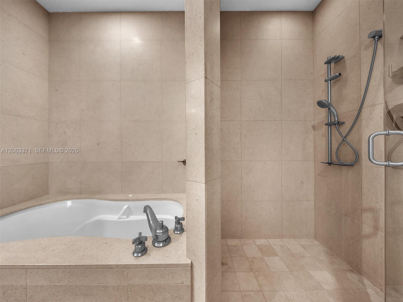A12063371 Property Photo 24