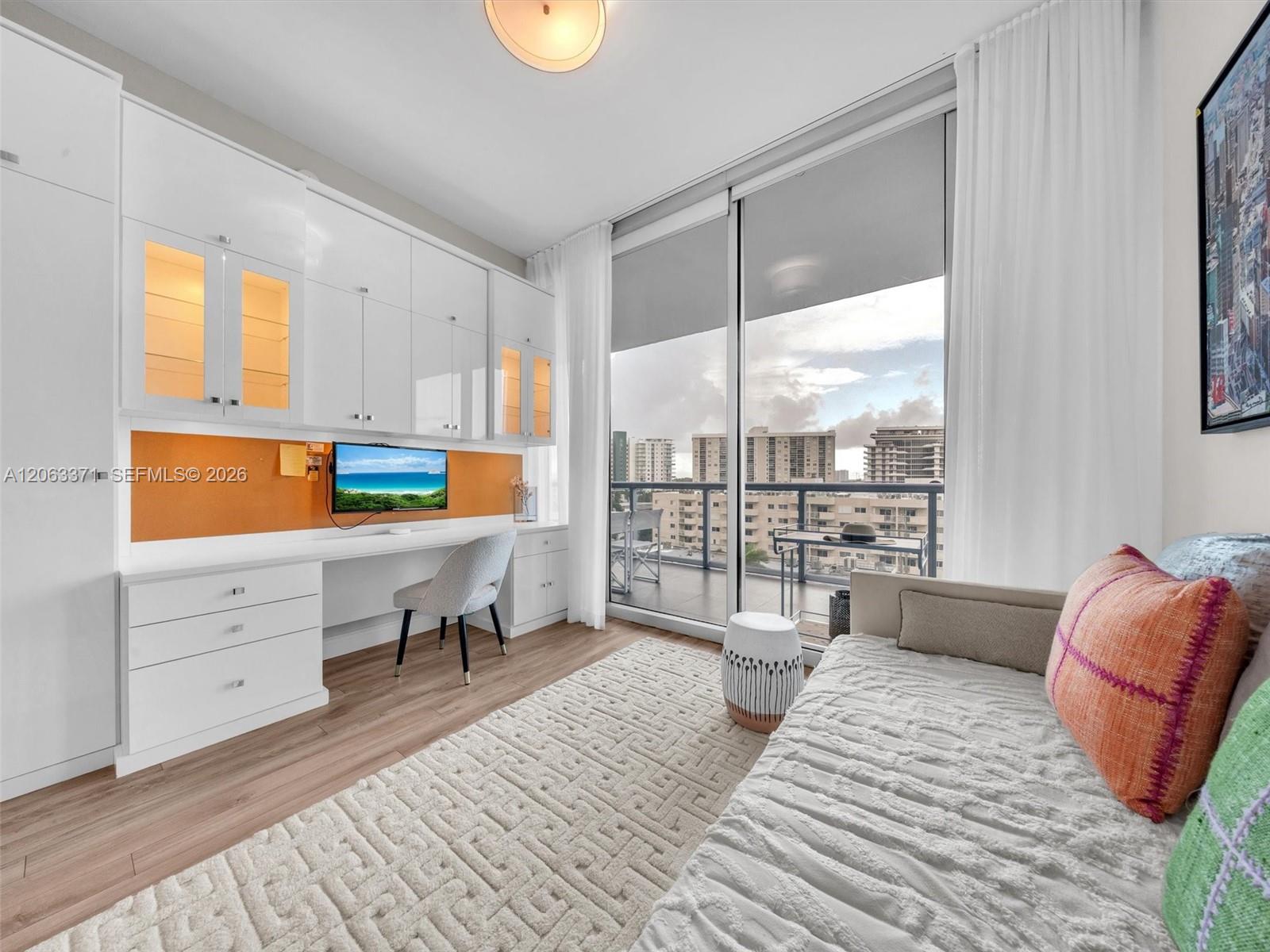 A12063371 Property Photo 30