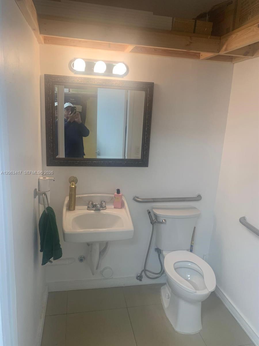 7291 Nw 36th Street Property Photo 11