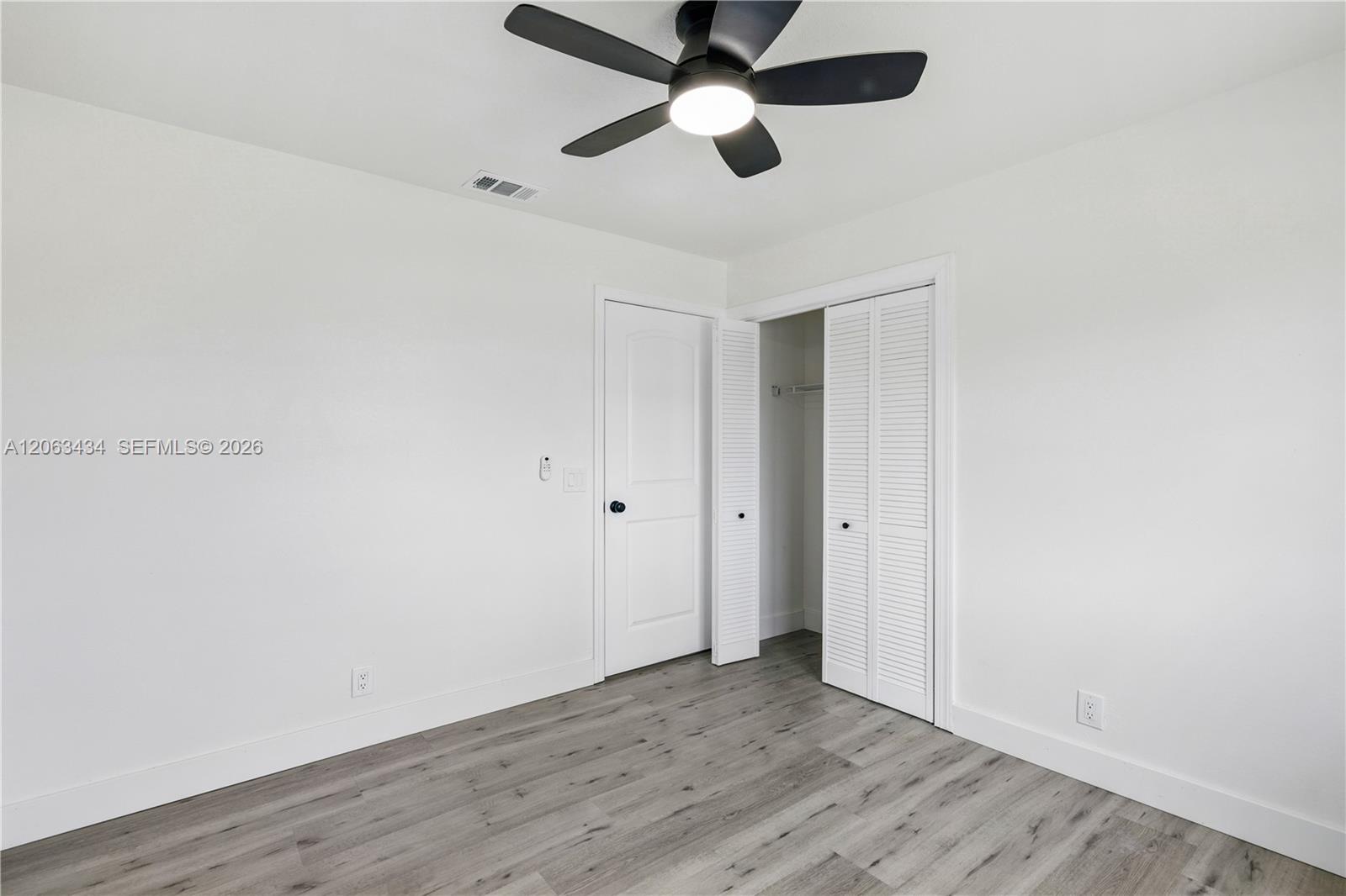 1867 Nw 8th Avenue Property Photo 12