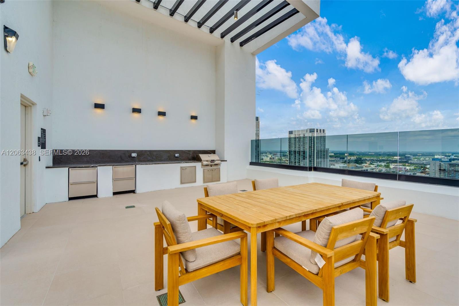 225 N Miami Avenue Ph-3712 Property Photo 55