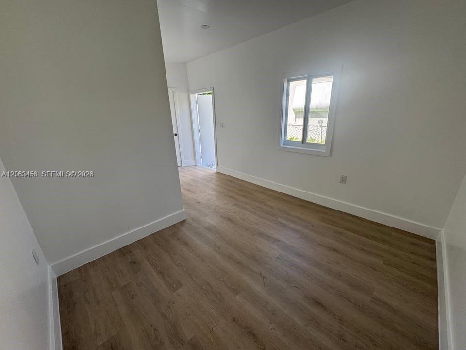 670 Ne 166th Street Front Property Photo 4