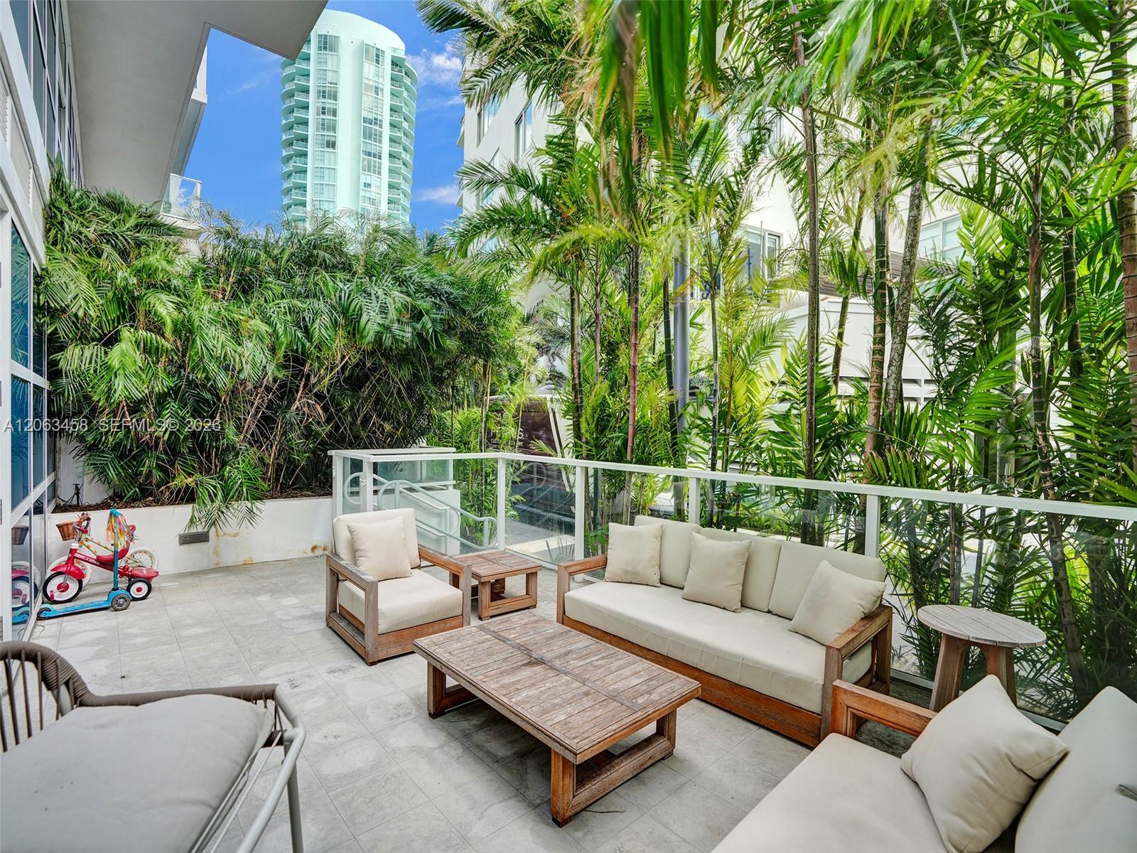 6103 Aqua Avenue 107 Property Photo 6