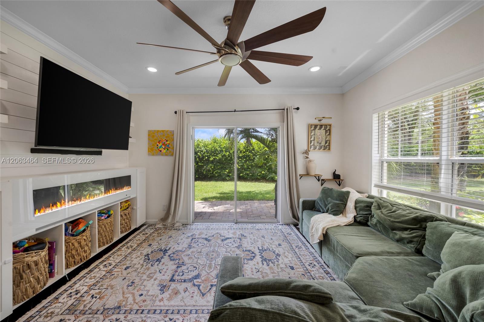 4501 Windmill Palm Way Property Photo 1