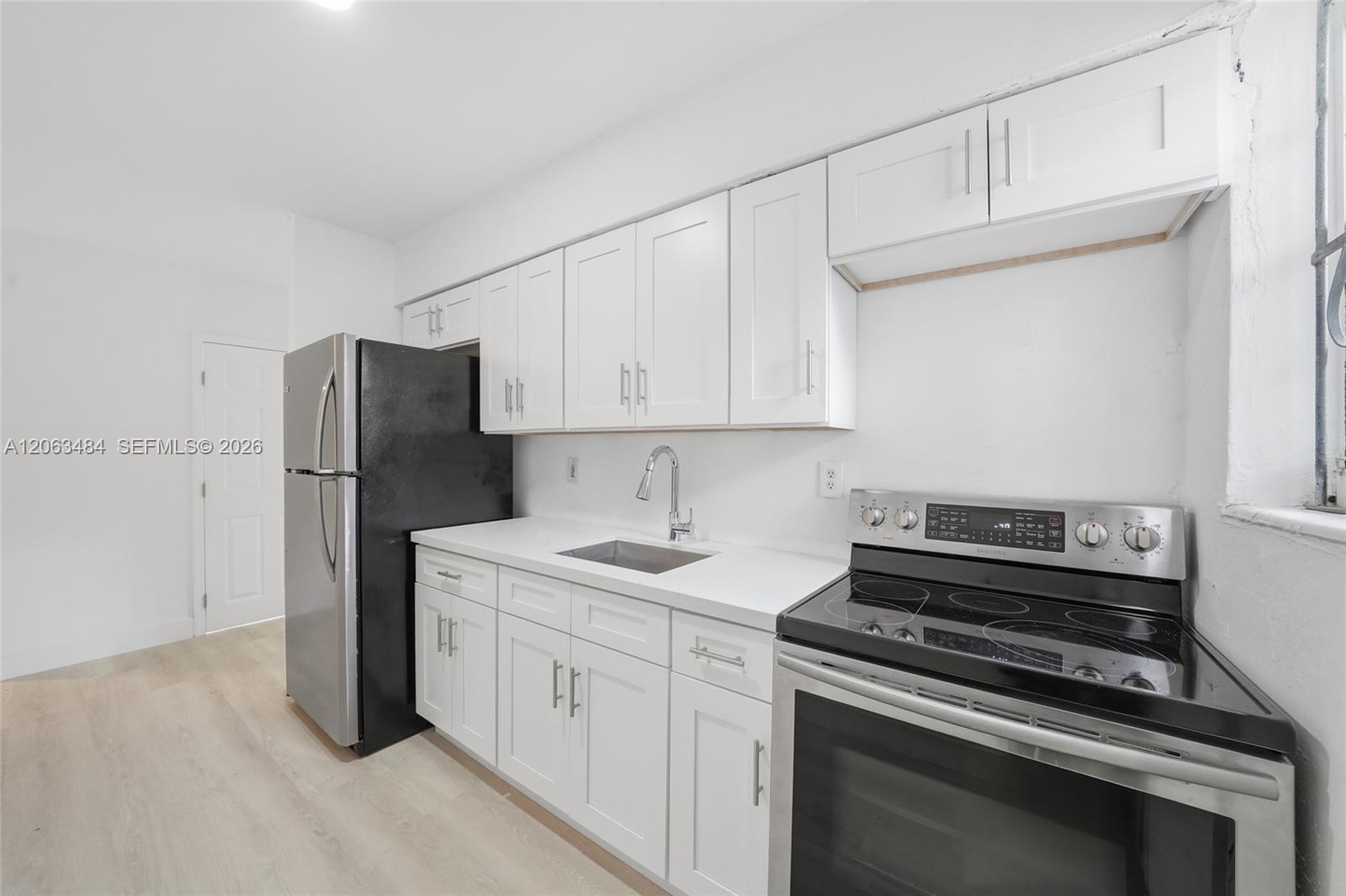 A12063484 Property Photo 21