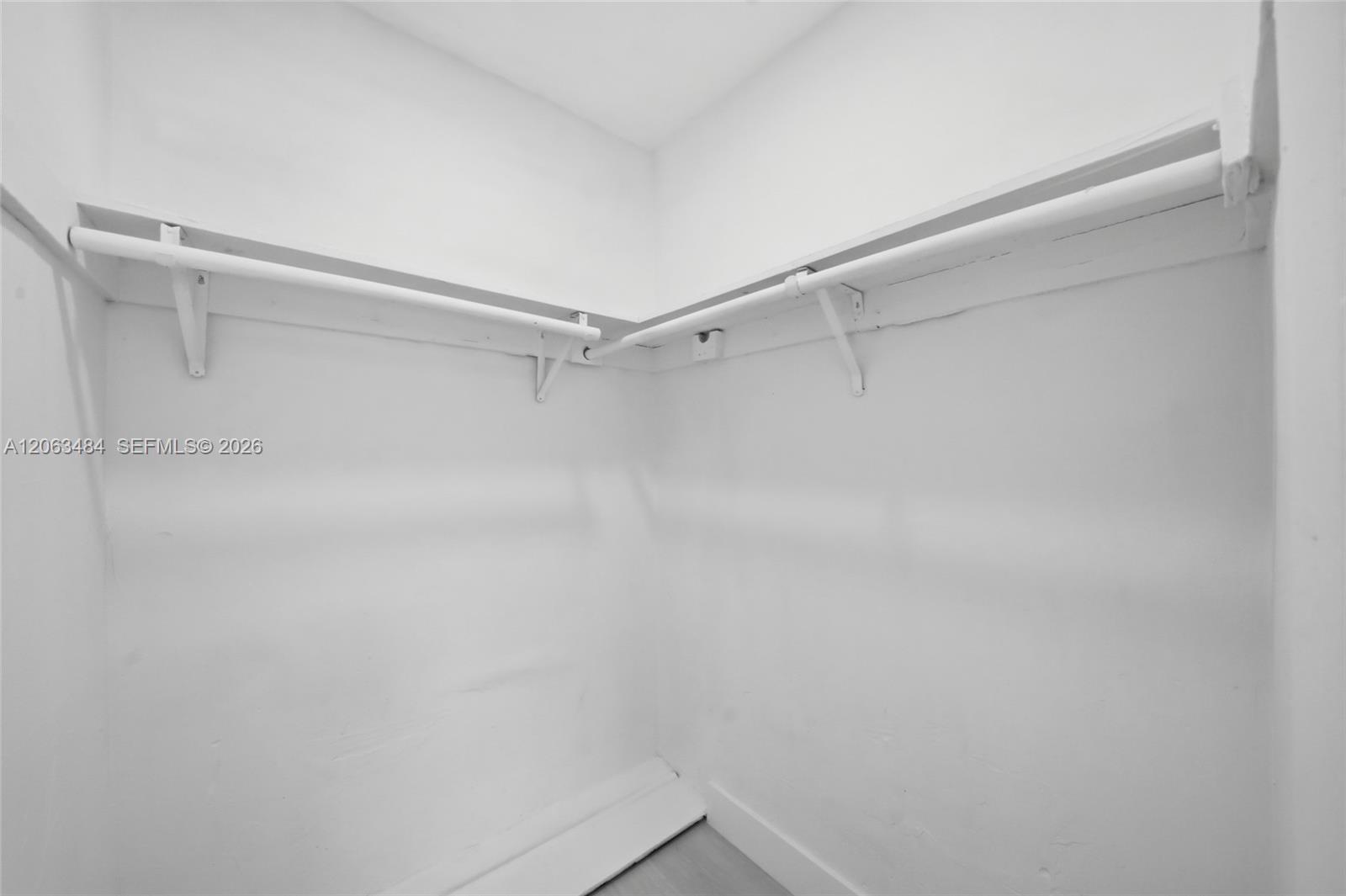 A12063484 Property Photo 30