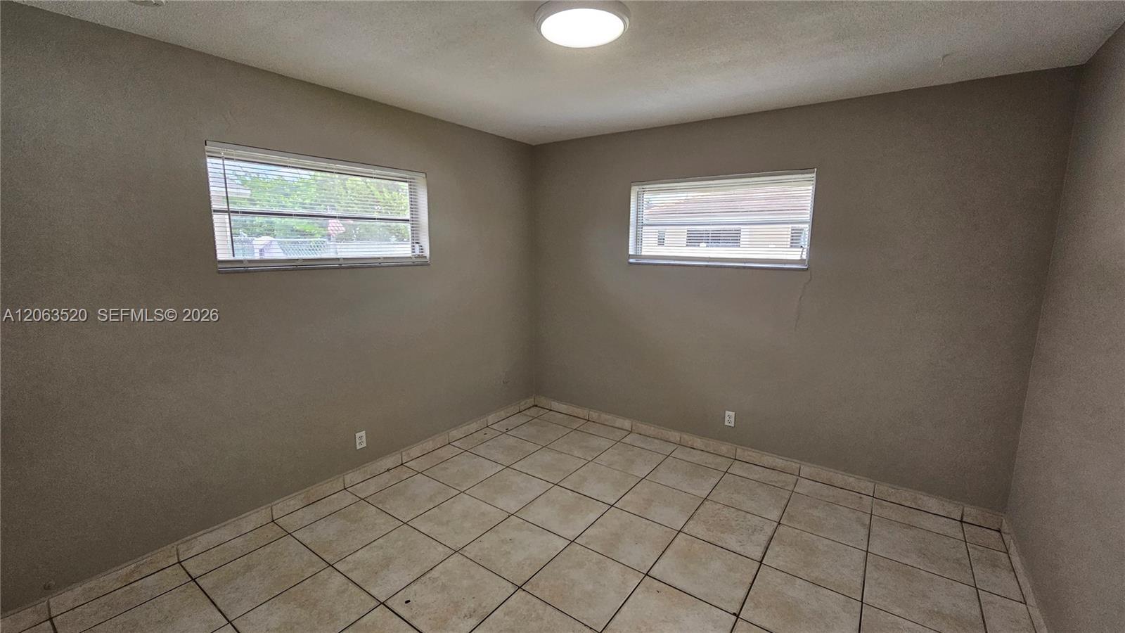 5030 Sw 26th Avenue 2 Property Photo 11