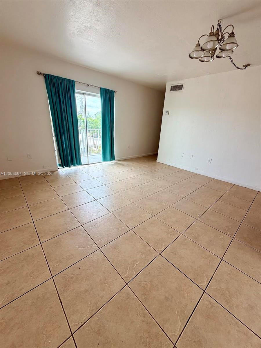 12890 Ne 8th Avenue 304 Property Photo 6