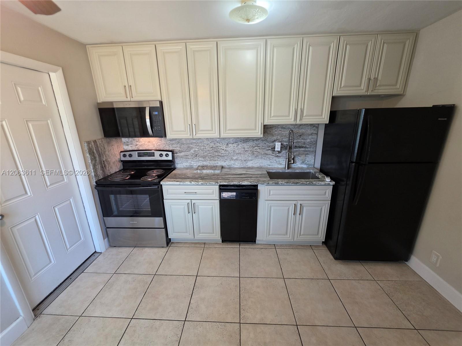 314 Sw 1st Street . Property Photo 7