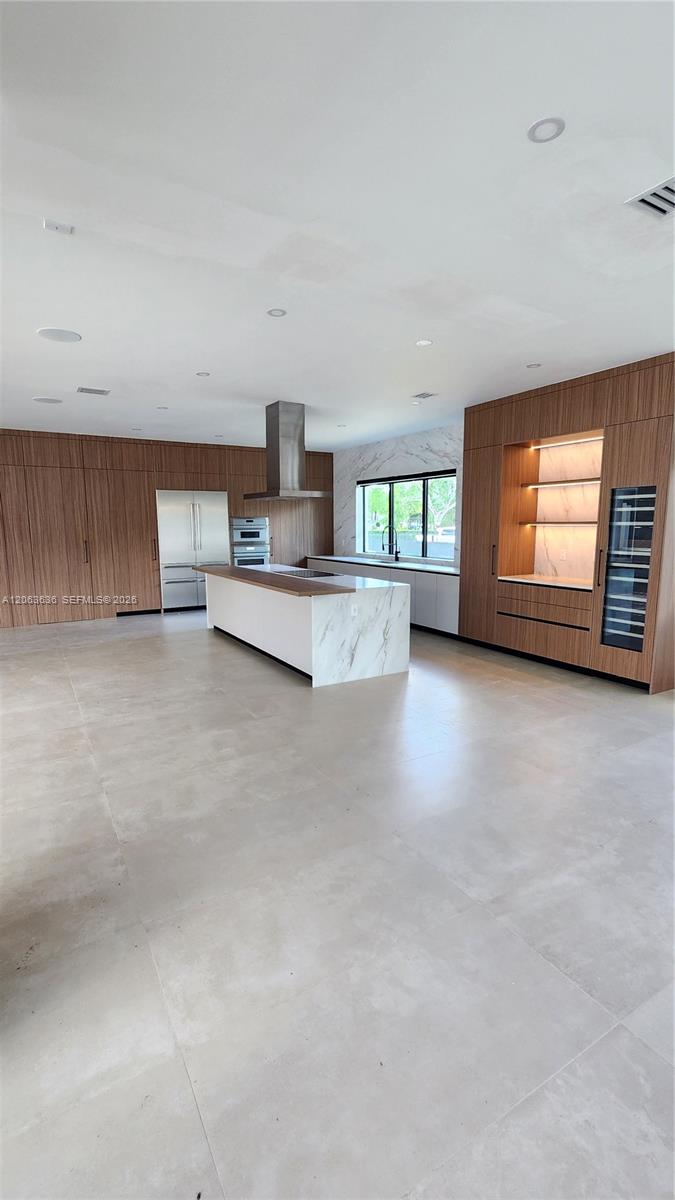 A12063636 Property Photo 2