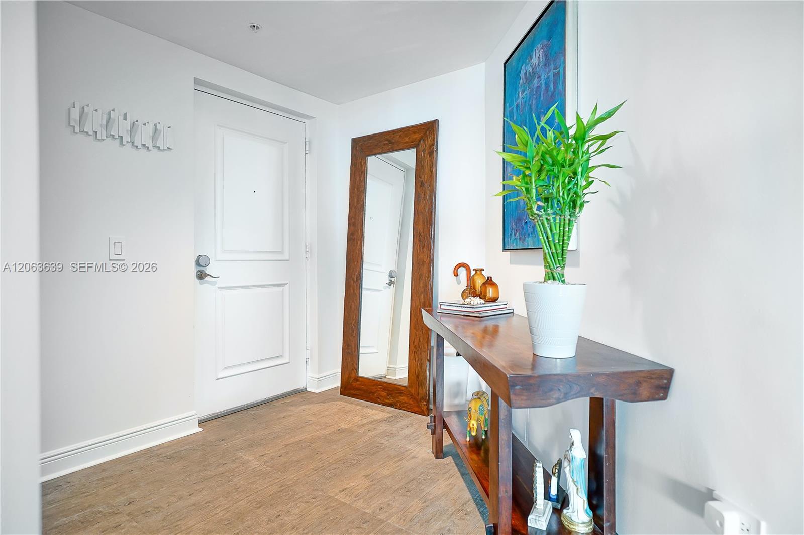 A12063639 Property Photo 6