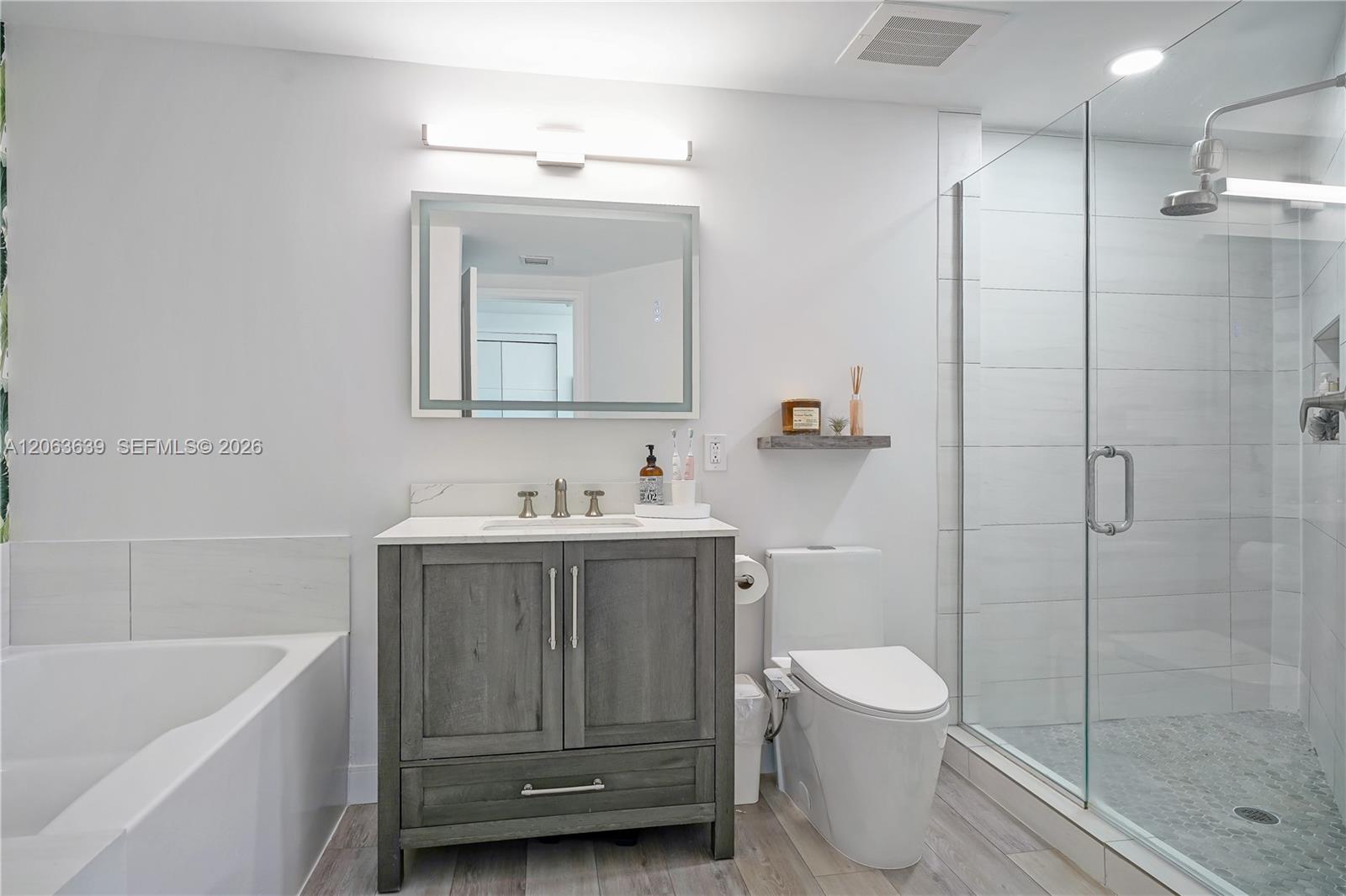 A12063639 Property Photo 13