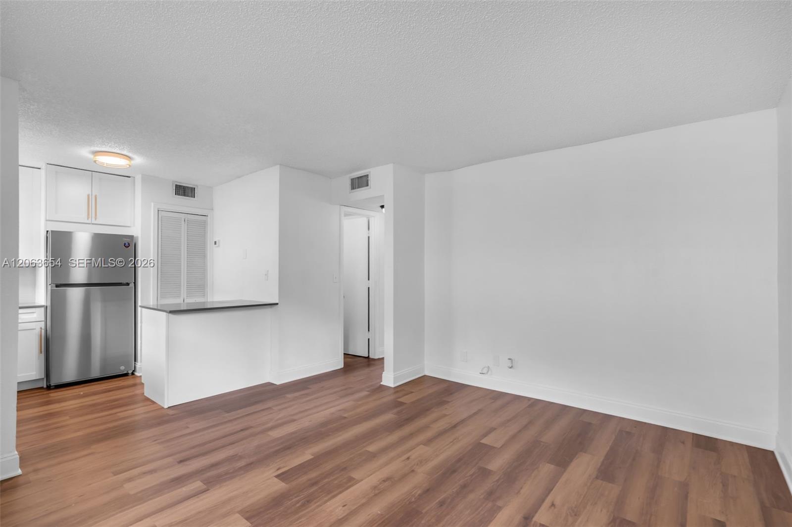 5168 Ne 6th Avenue 416 Property Photo 6