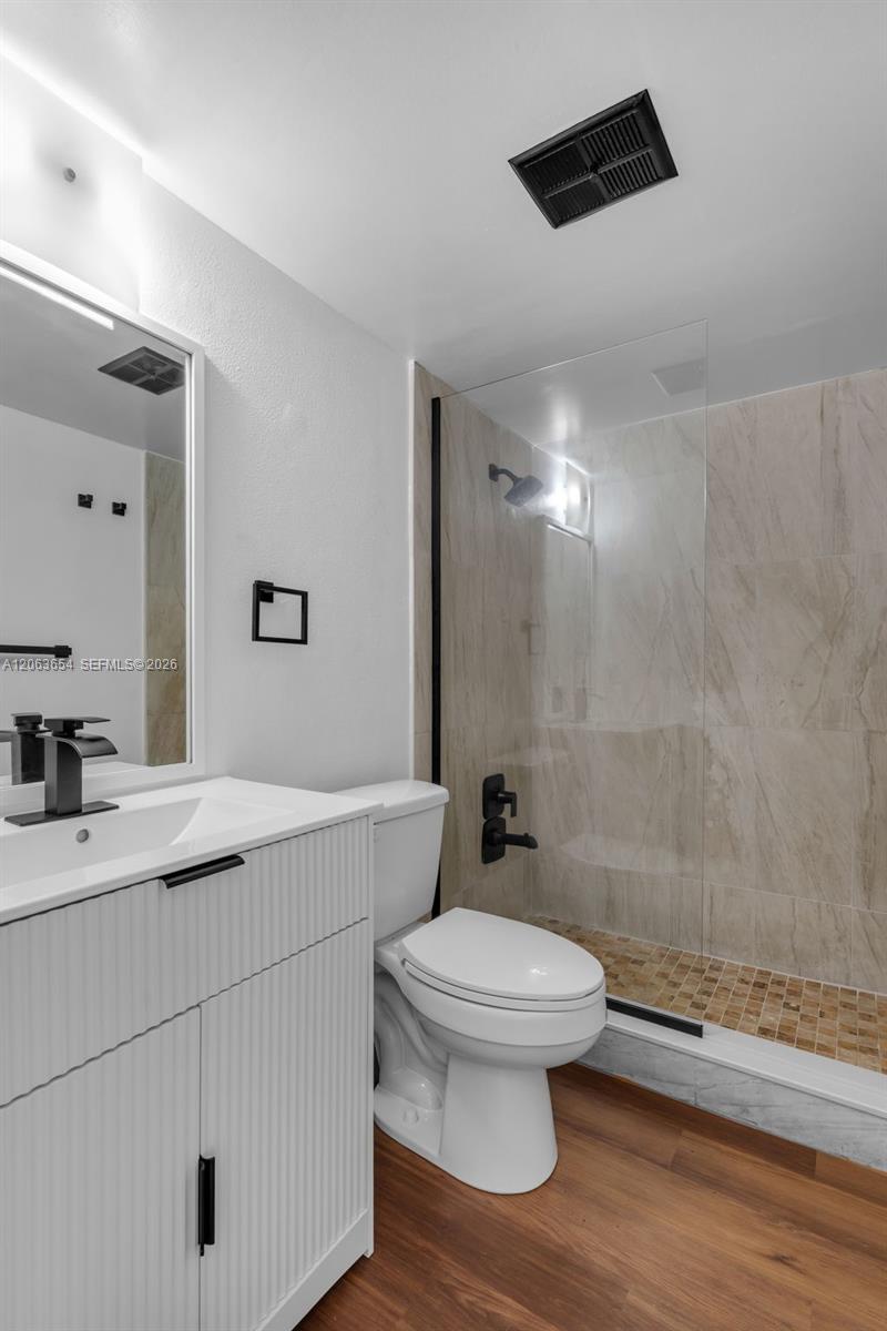 5168 Ne 6th Avenue 416 Property Photo 18