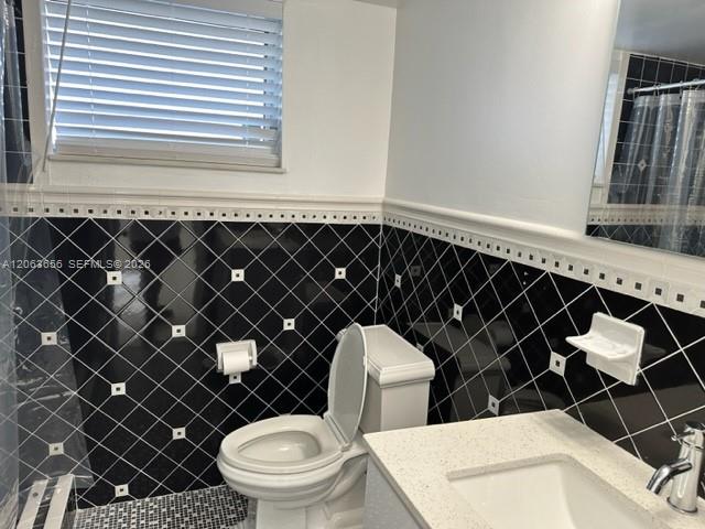 A12063656 Property Photo 9