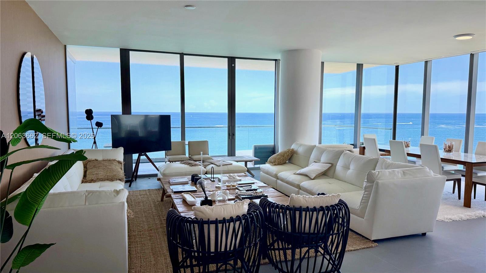 2000 S Ocean Drive 22b Property Photo 1