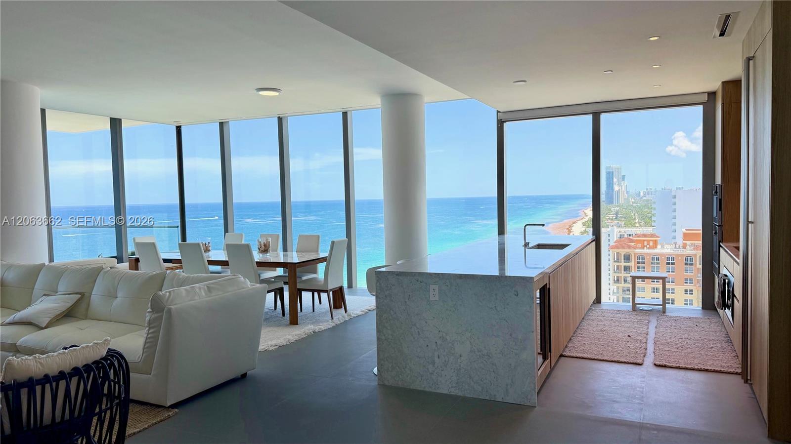 2000 S Ocean Drive 22b Property Photo 2