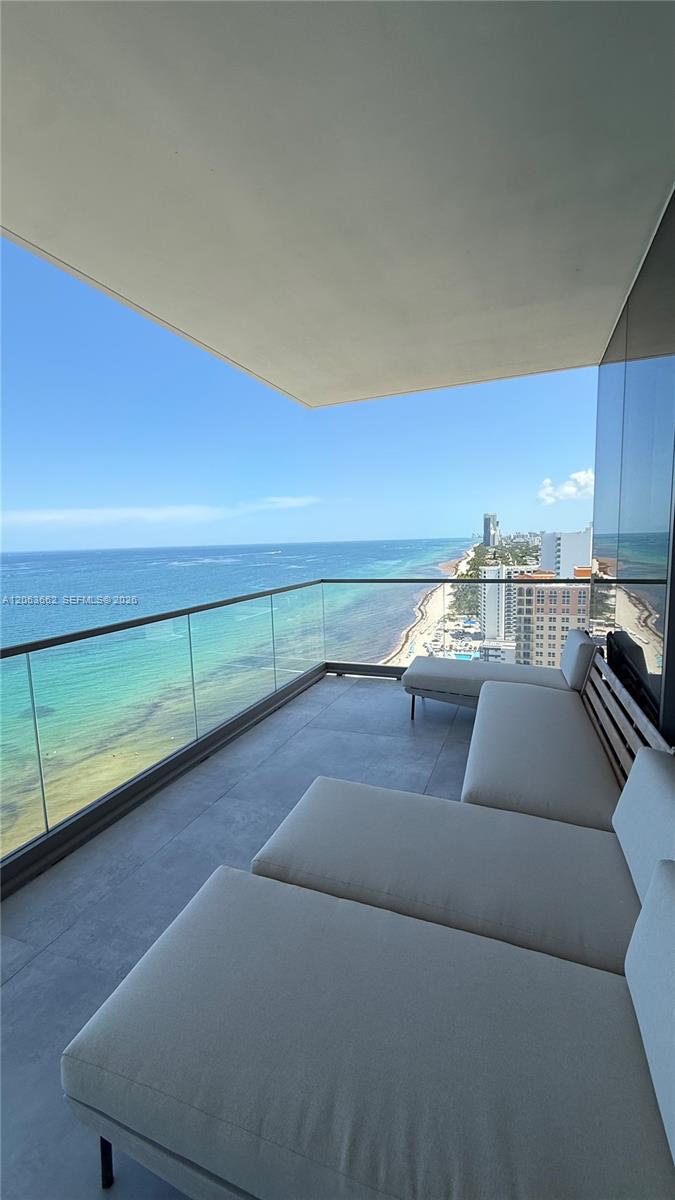 2000 S Ocean Drive 22b Property Photo 6