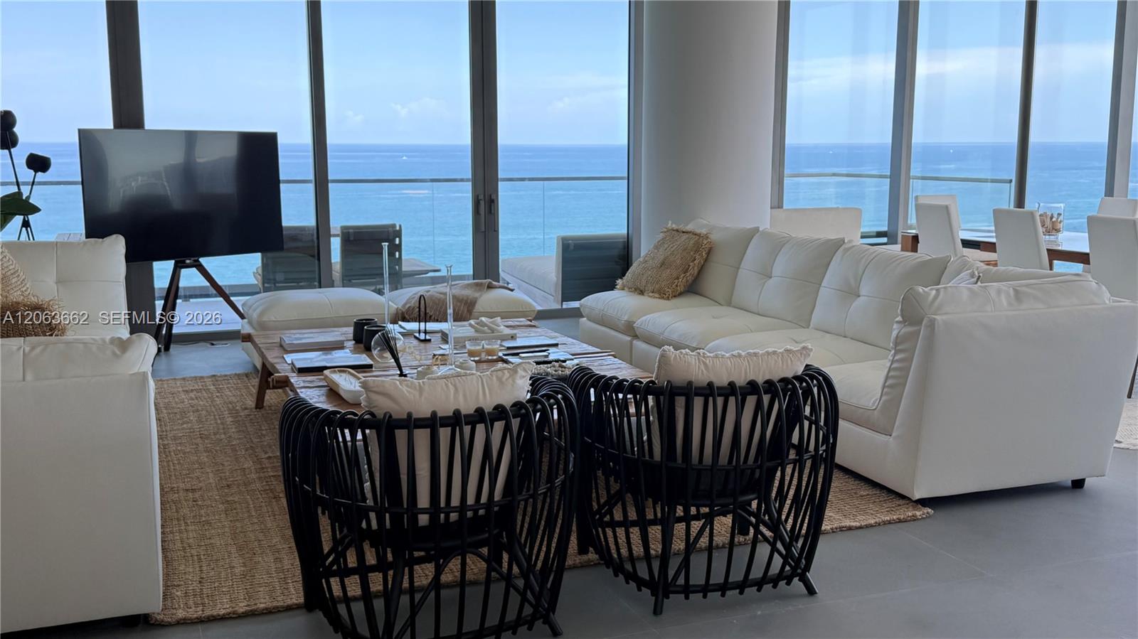 2000 S Ocean Drive 22b Property Photo 8