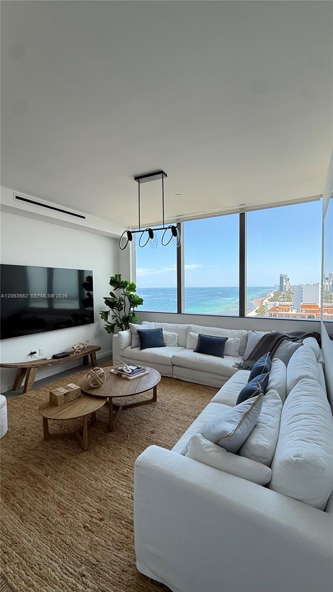 2000 S Ocean Drive 22b Property Photo 14