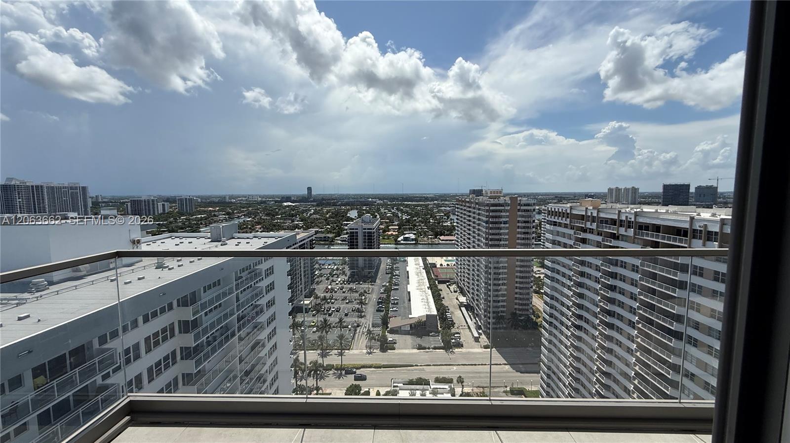 2000 S Ocean Drive 22b Property Photo 21