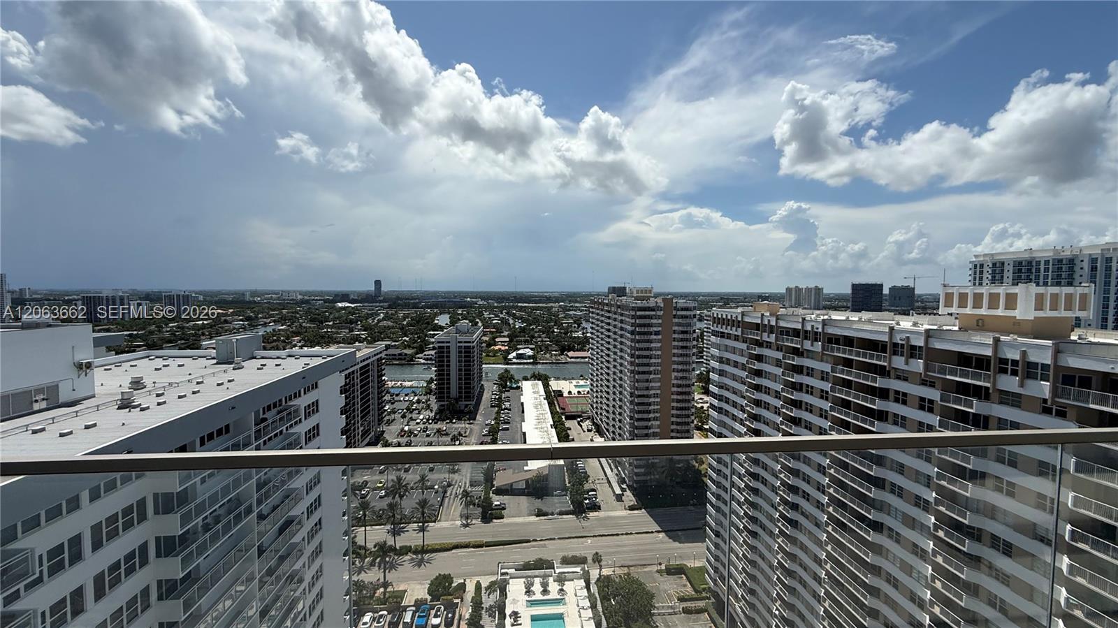 2000 S Ocean Drive 22b Property Photo 22