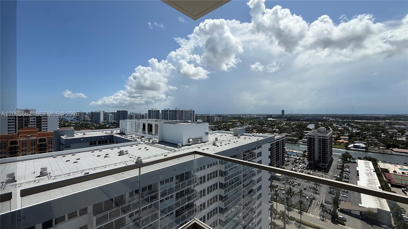 2000 S Ocean Drive 22b Property Photo 23
