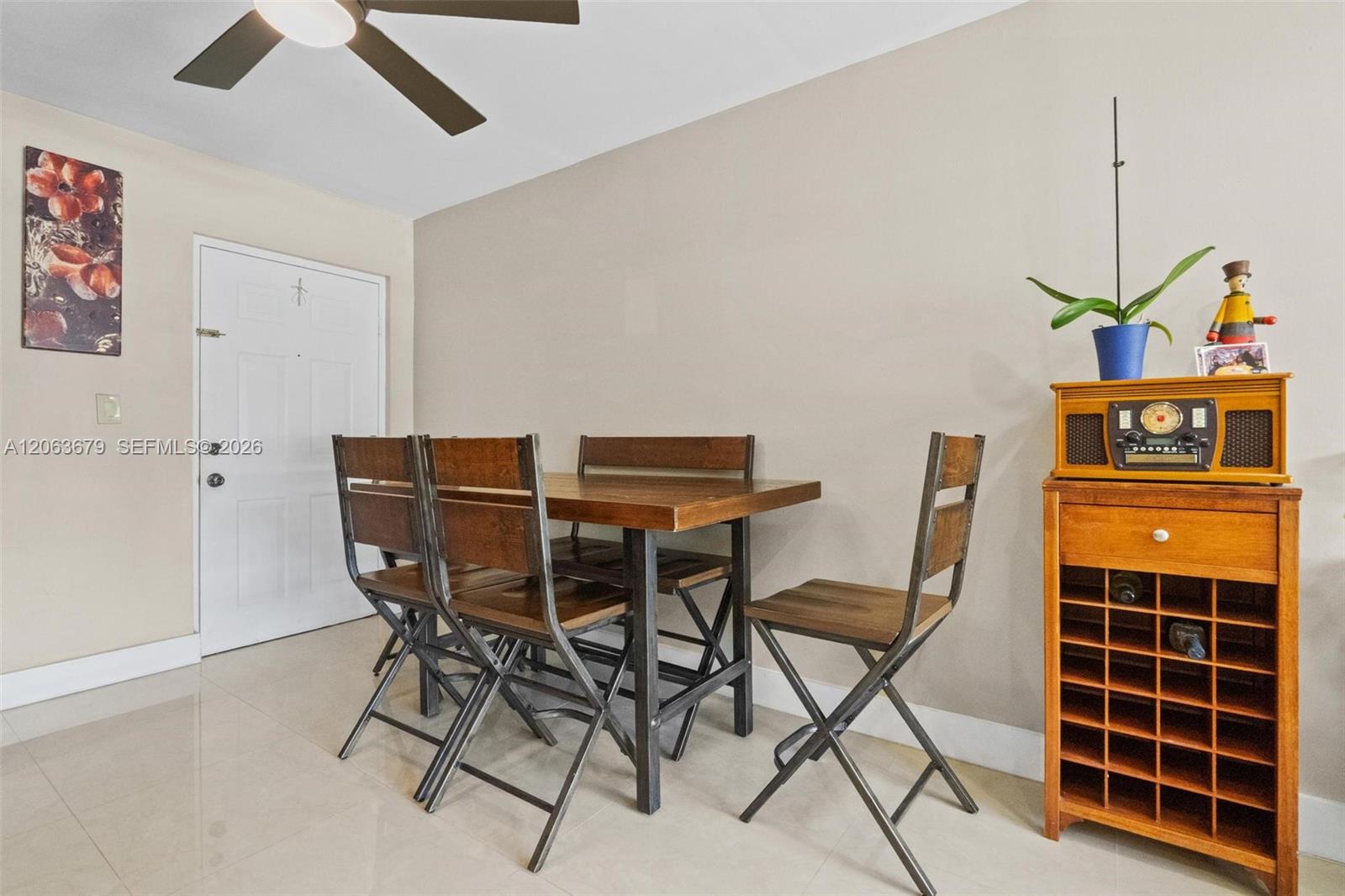 A12063679 Property Photo 25