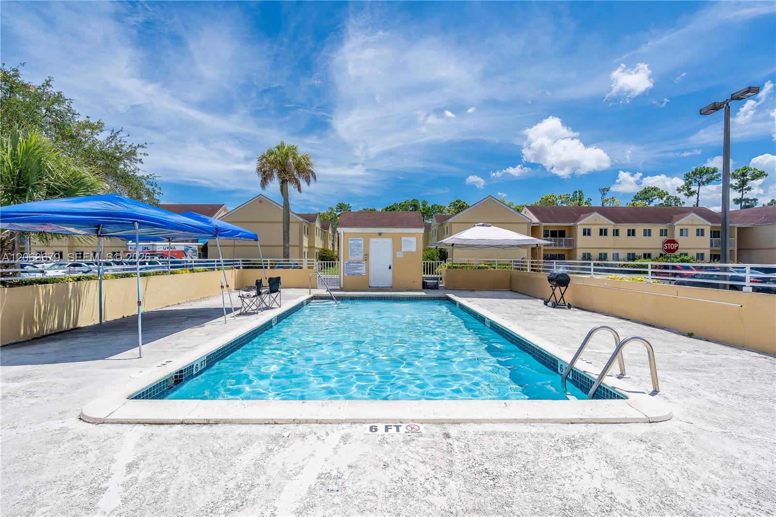 A12063679 Property Photo 32