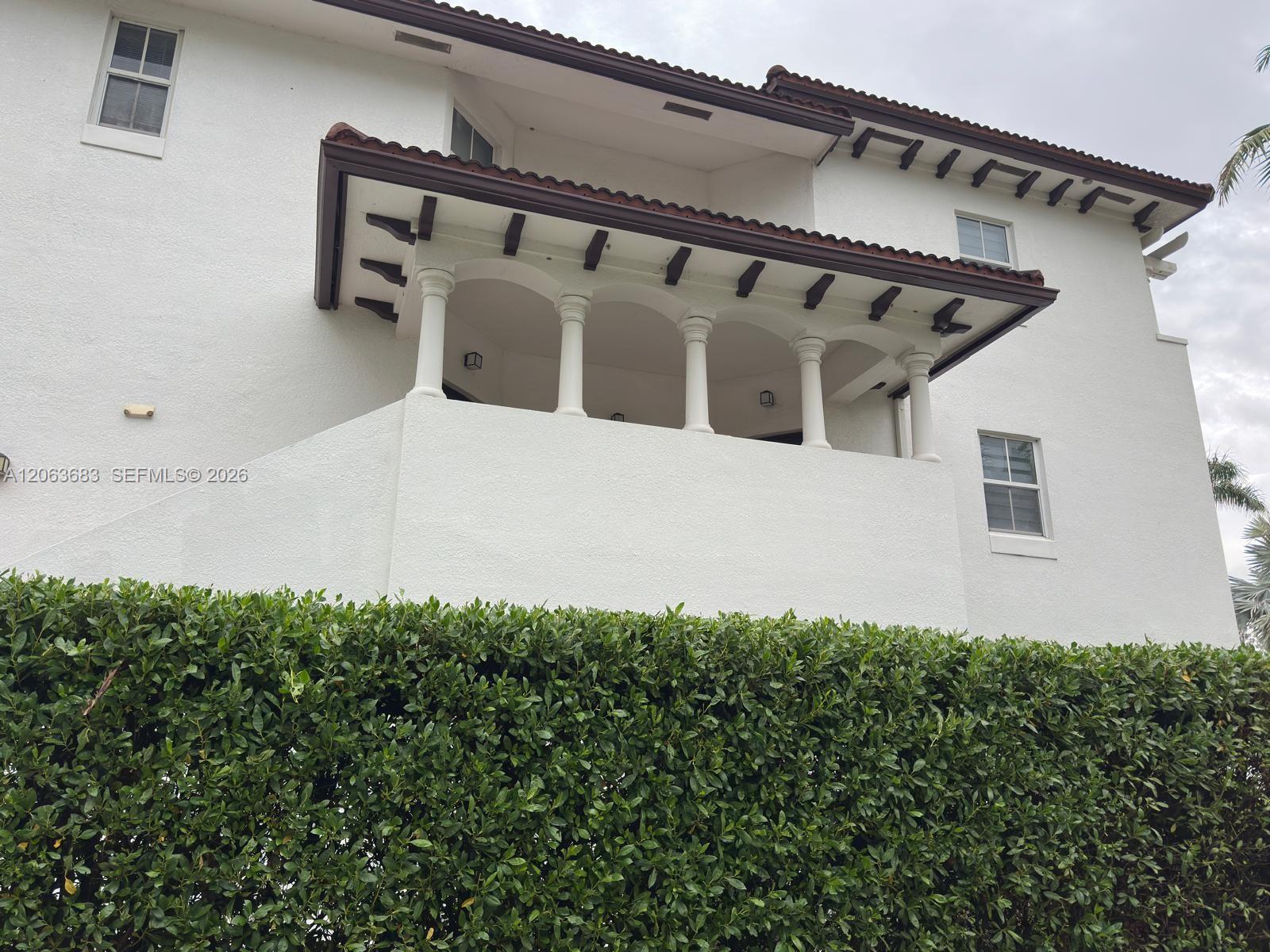 A12063683 Property Photo 2