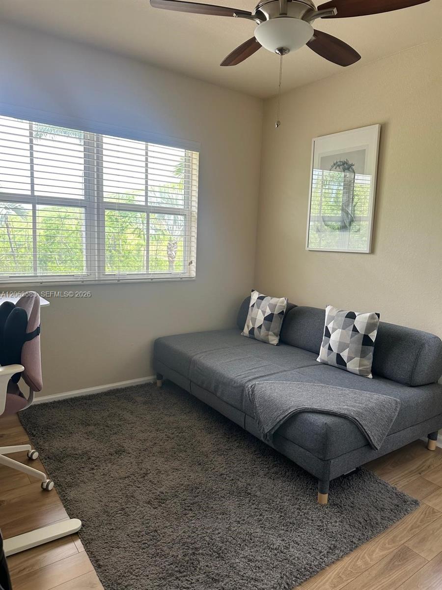 A12063683 Property Photo 17