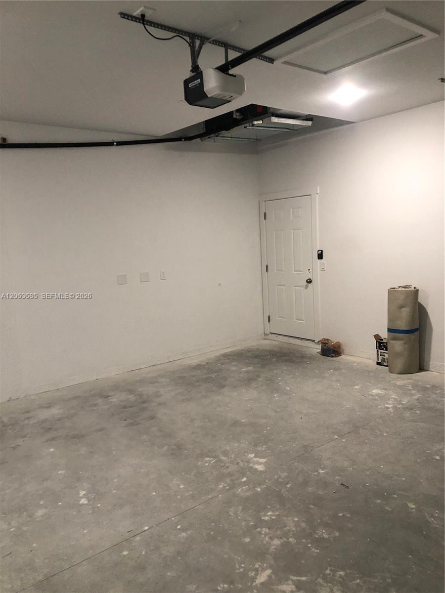 4572/4574 Golfview Boulevard Property Photo 28