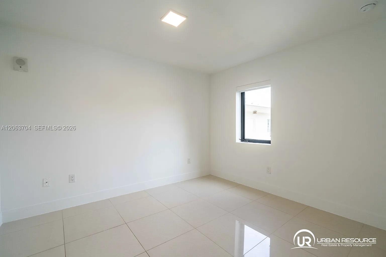 1971 Bay Drive 122 Property Photo 6