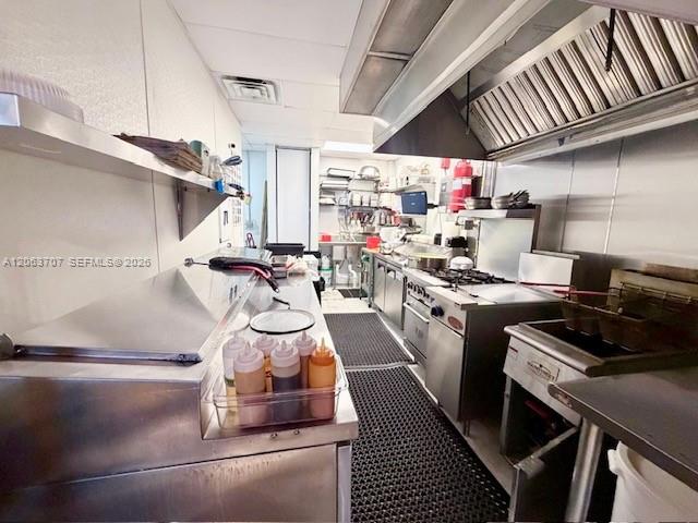 190 Nw 36th Street Property Photo 13