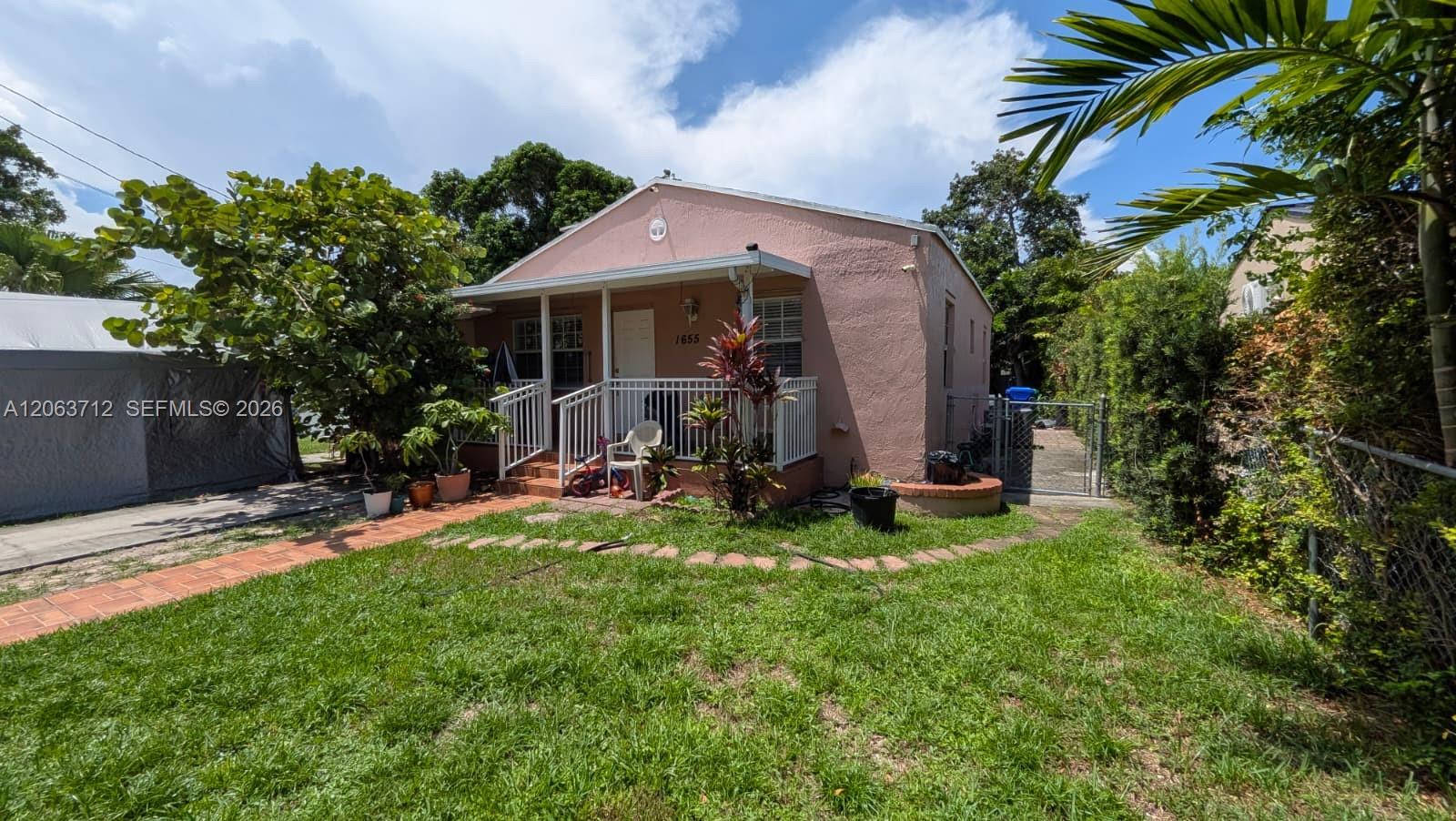 1655 Sw 20th Street Property Photo 1