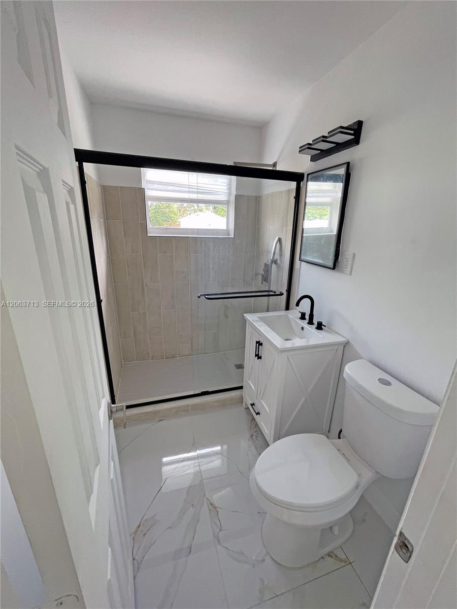 1606 Nw 12th Avenue Property Photo 12