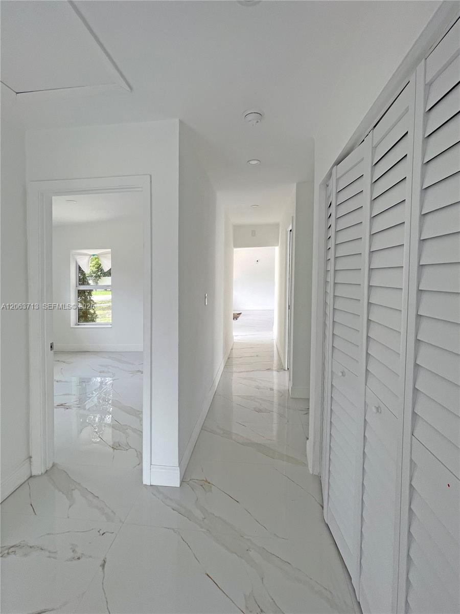 1606 Nw 12th Avenue Property Photo 29