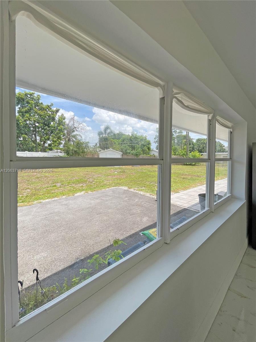 1606 Nw 12th Avenue Property Photo 35