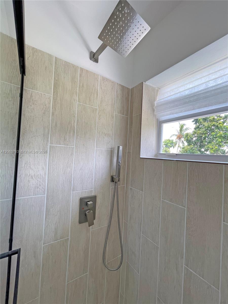 1606 Nw 12th Avenue Property Photo 40