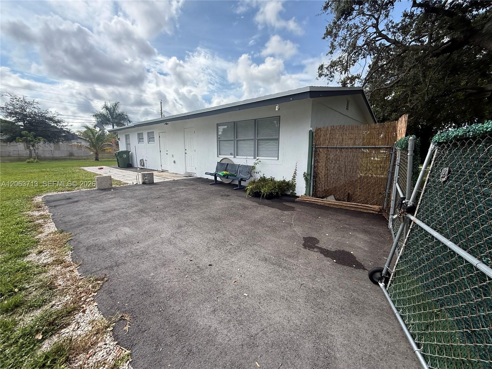 1606 Nw 12th Avenue Property Photo 59