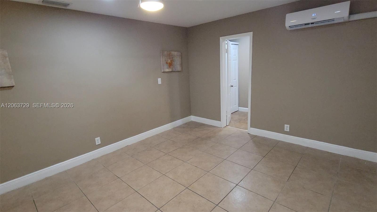 1115 Sw 25th Avenue B Property Photo 10