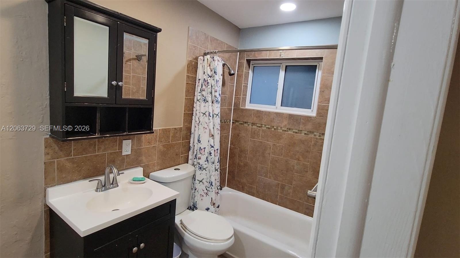 1115 Sw 25th Avenue B Property Photo 33