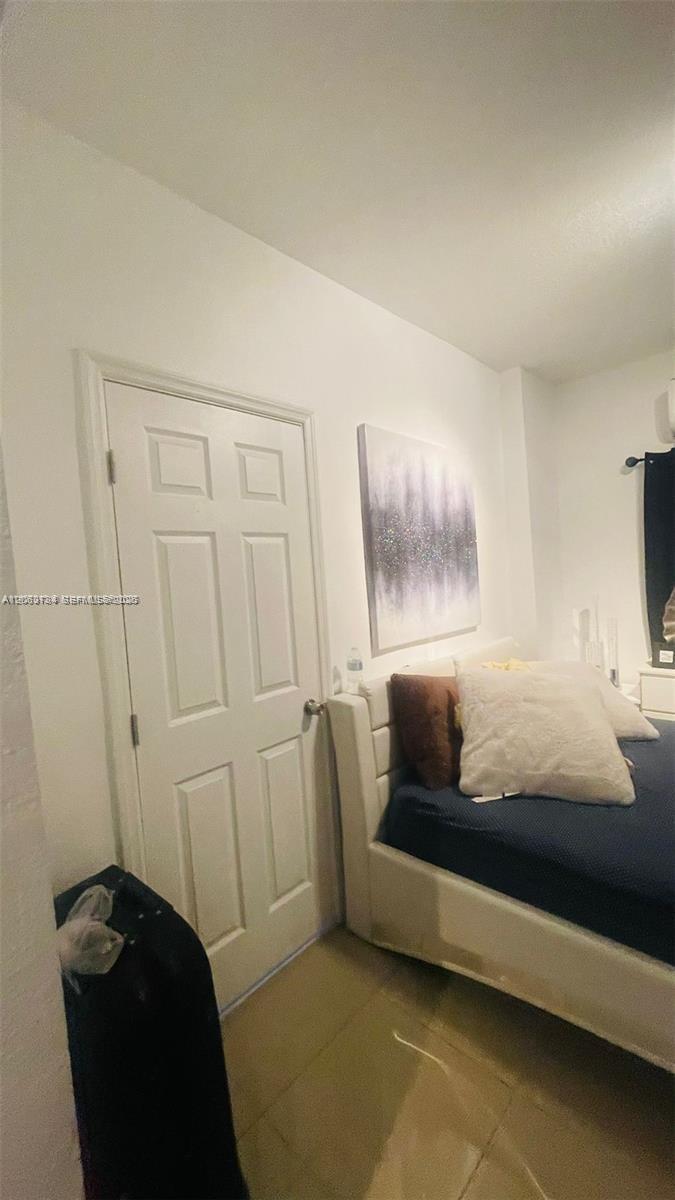 876 Sw 2nd Street Property Photo 7