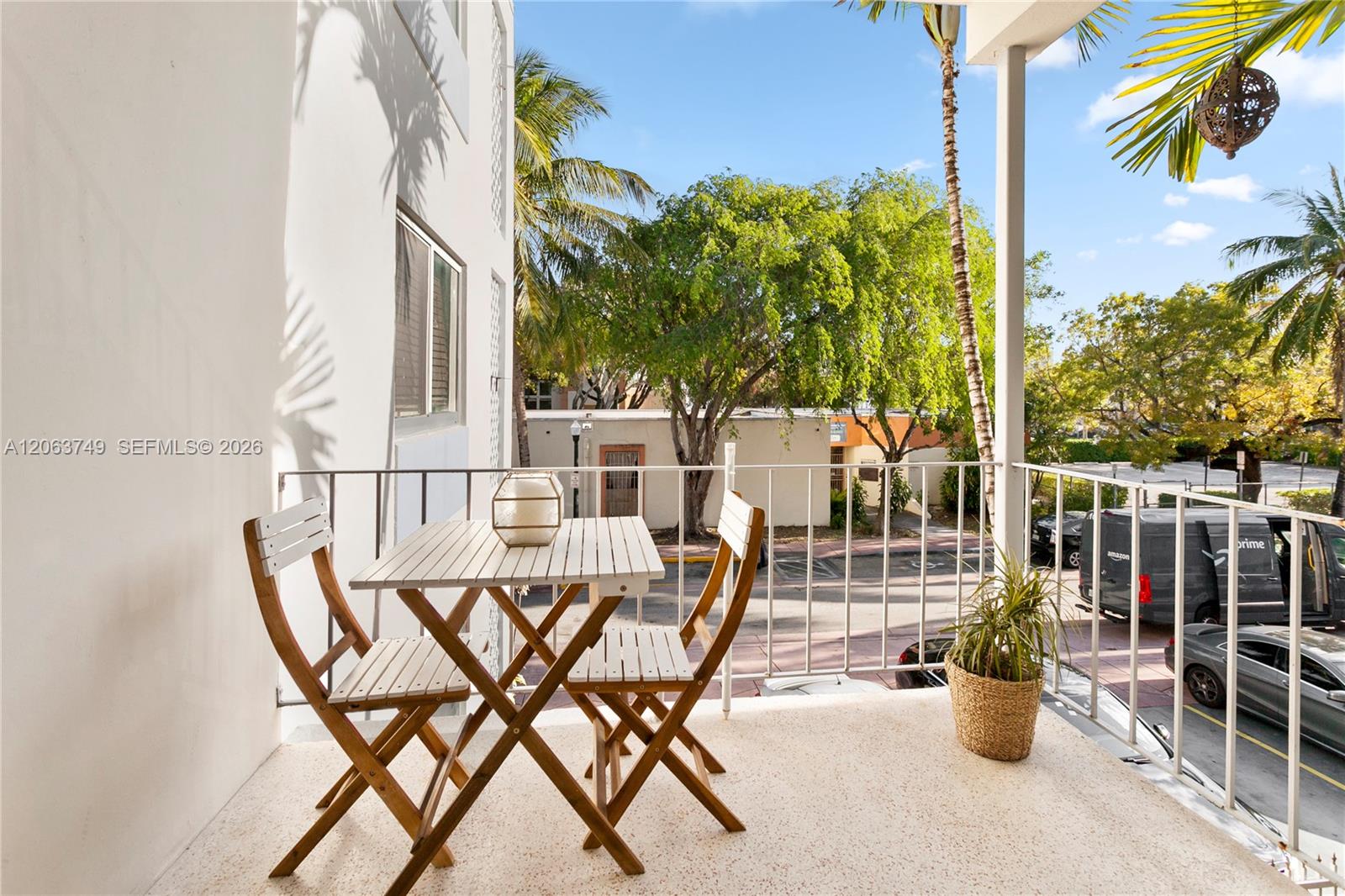 641 Espanola Way 24 Property Photo 4