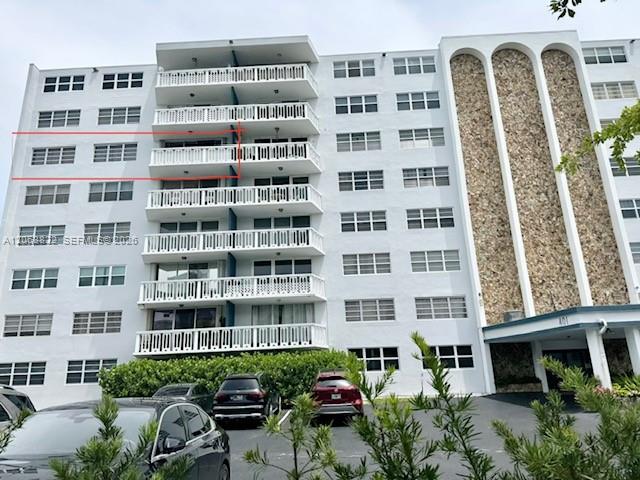 401 NE 14th Avenue 602